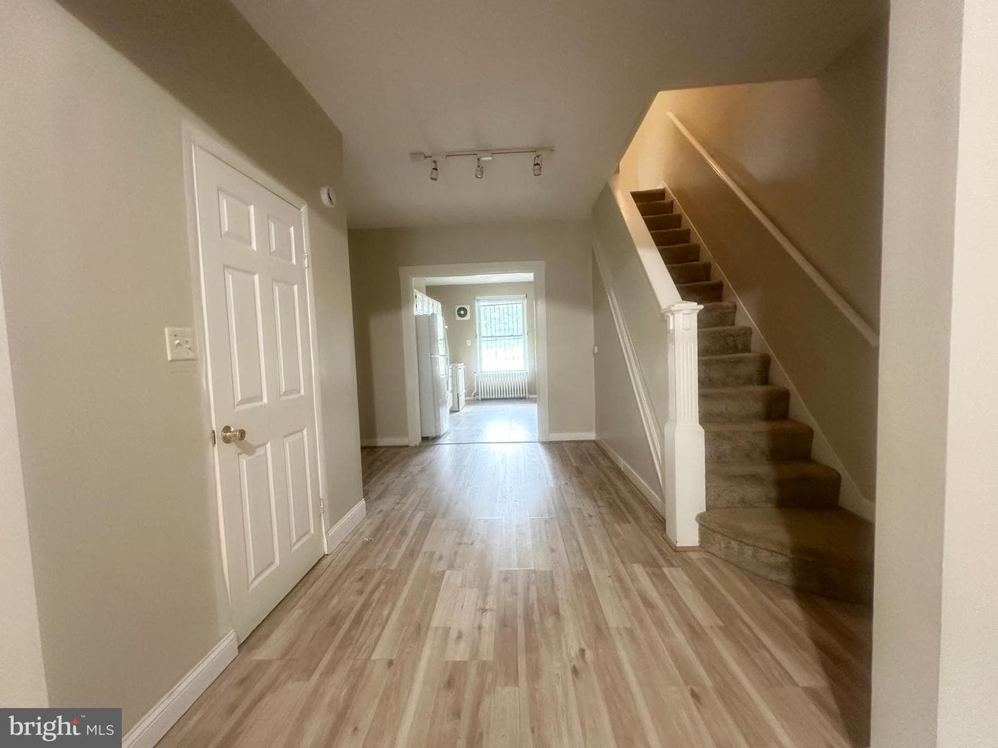 1729 Darley Avenue photo 4