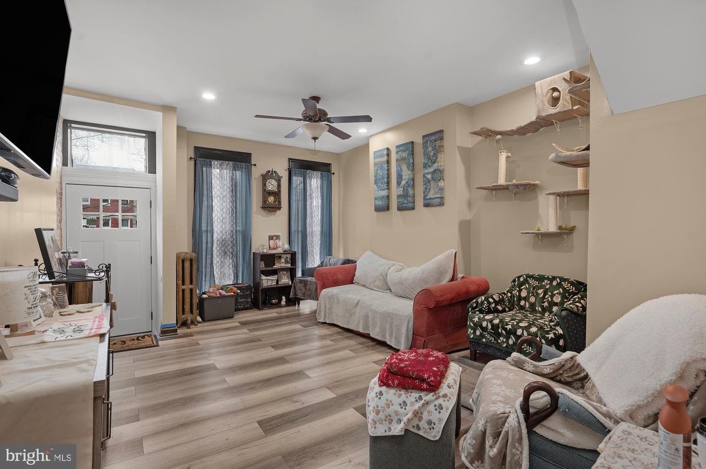 2230 Wilkens Avenue photo 4