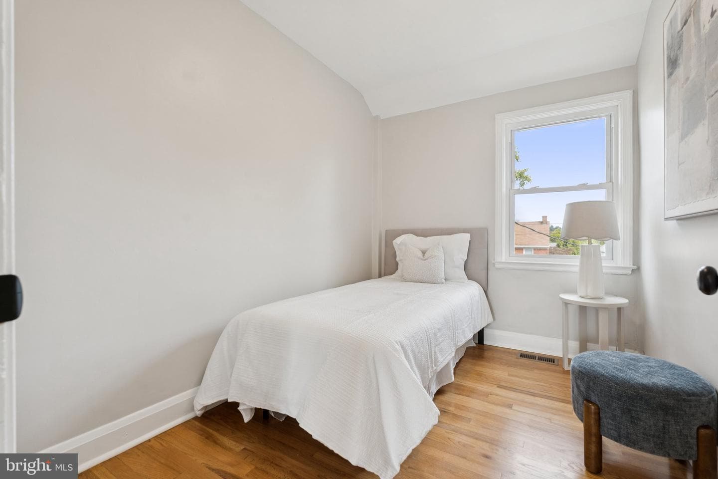 1014 Upnor Road photo 14