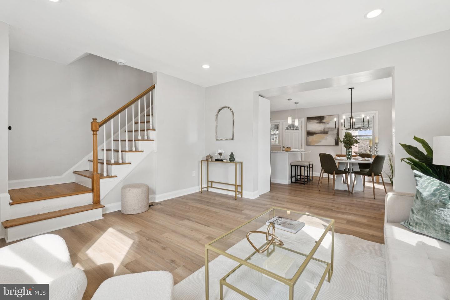 1014 Upnor Road photo 9