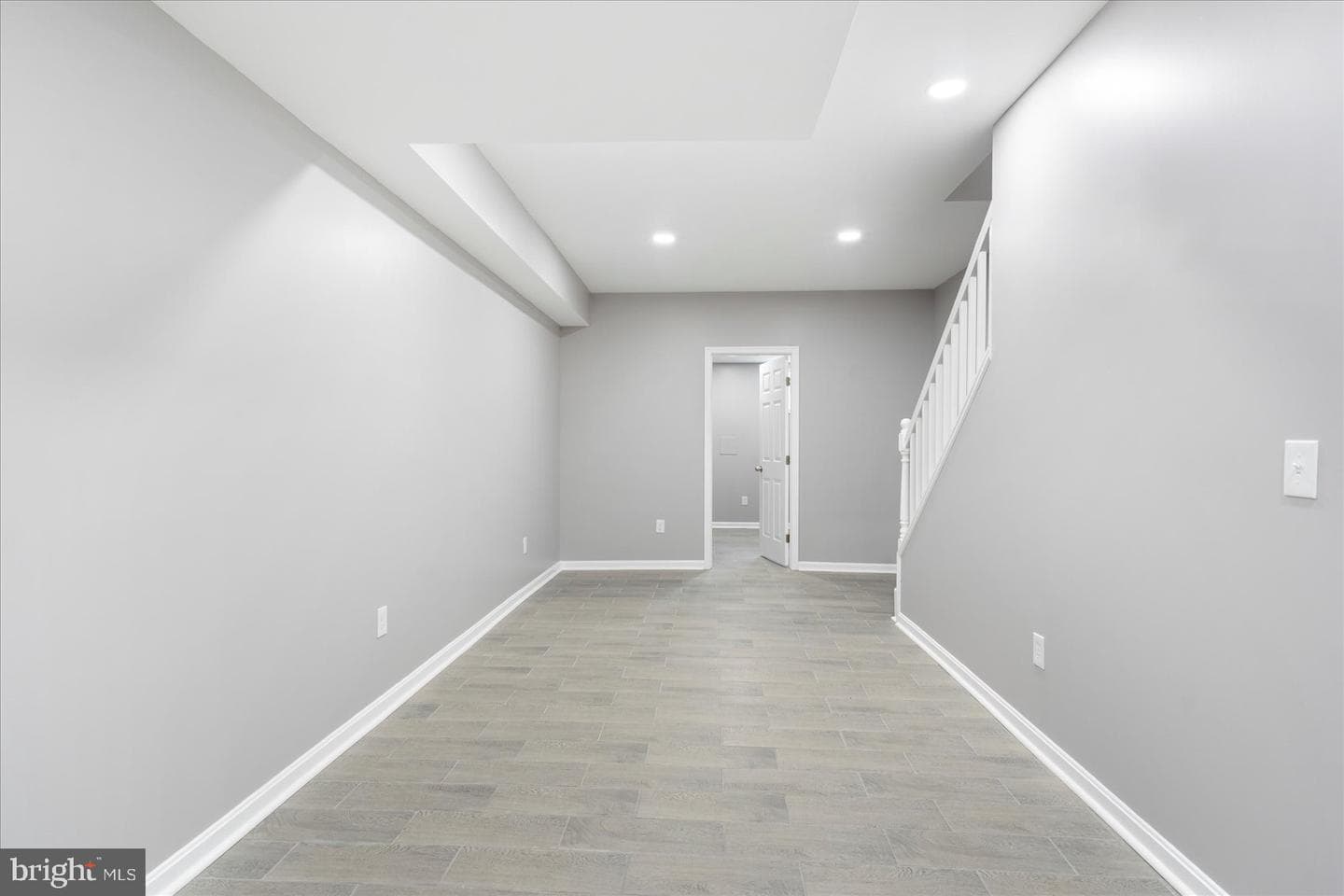 2924 Winchester Street photo 17