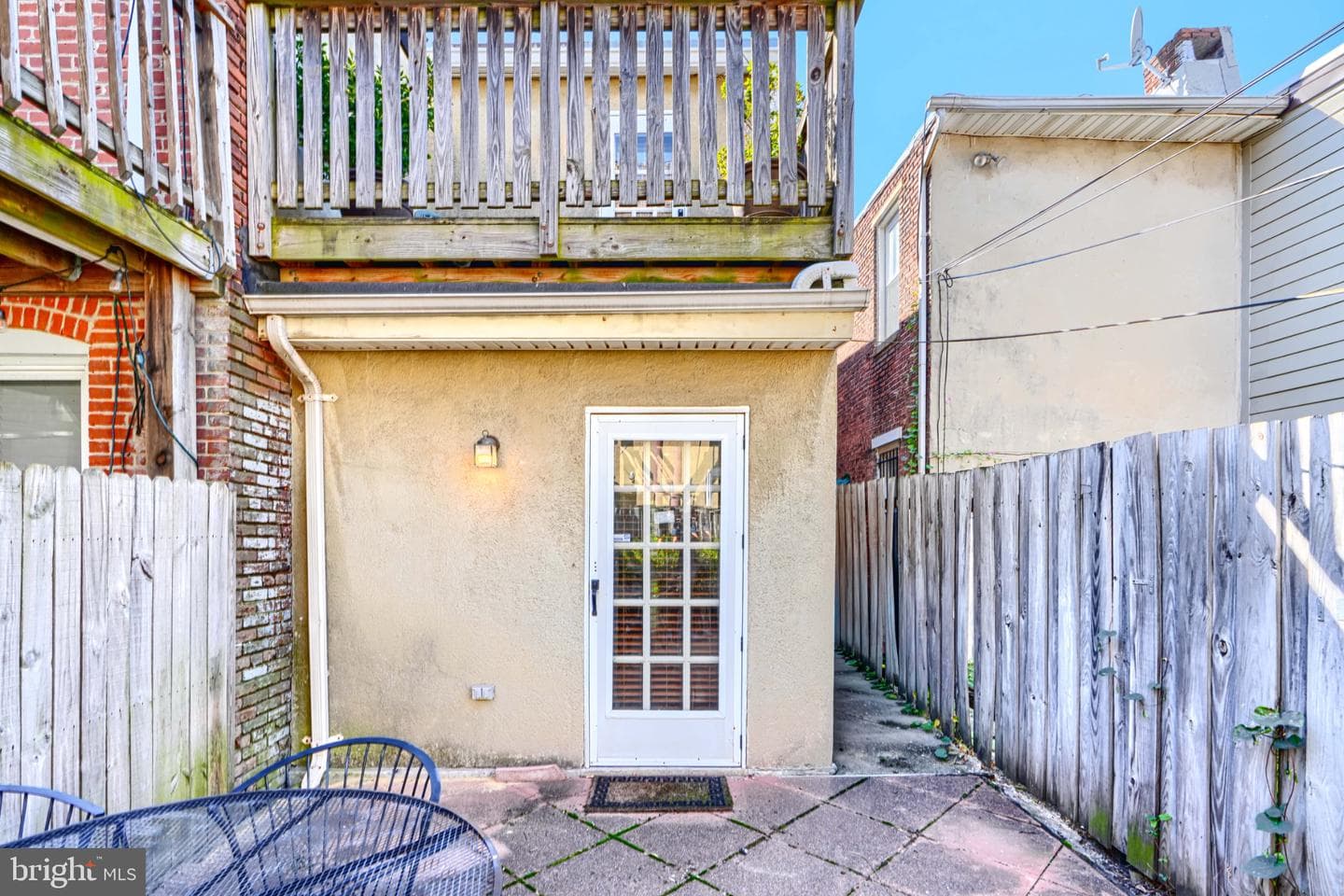 1025 S Hanover Street photo 22