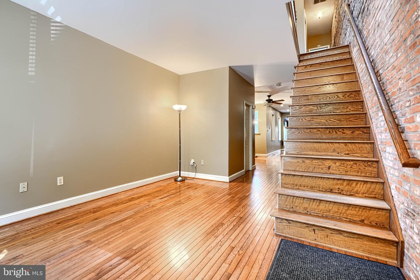 1025 S Hanover Street photo 4