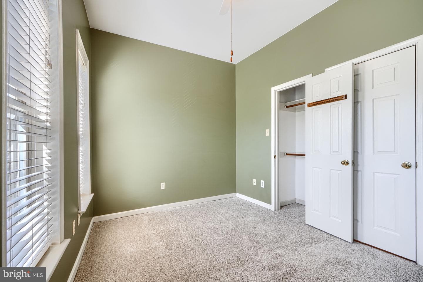 1025 S Hanover Street photo 40