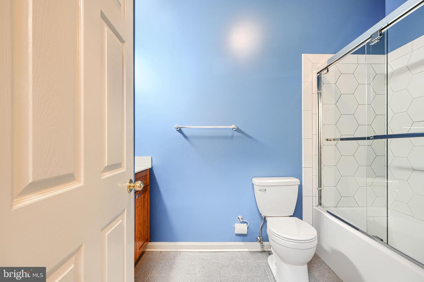 1025 S Hanover Street photo 41