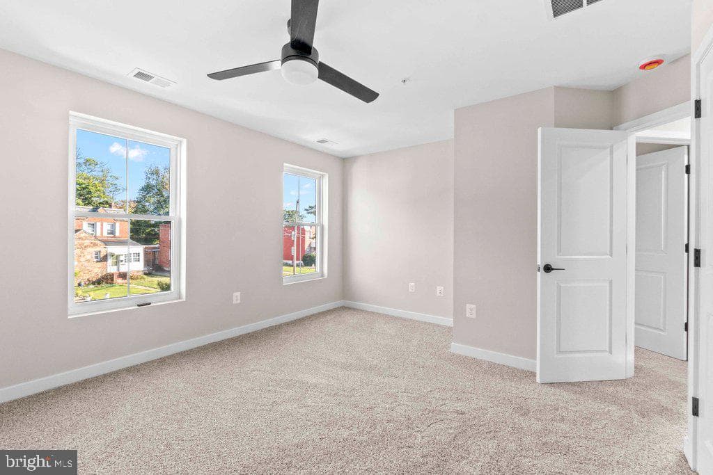 3812 Milford Avenue photo 27