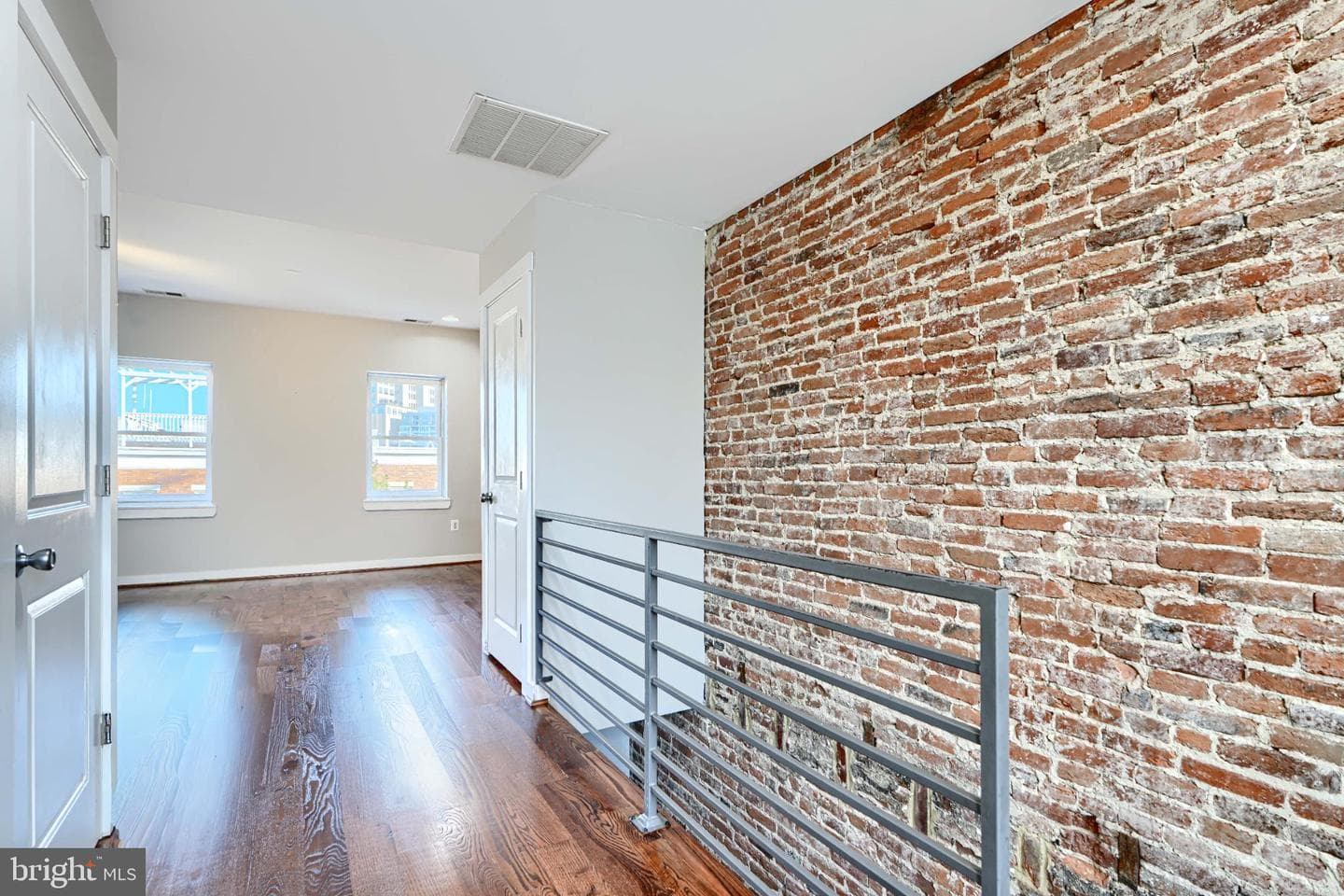 1246 Hull Street photo 25