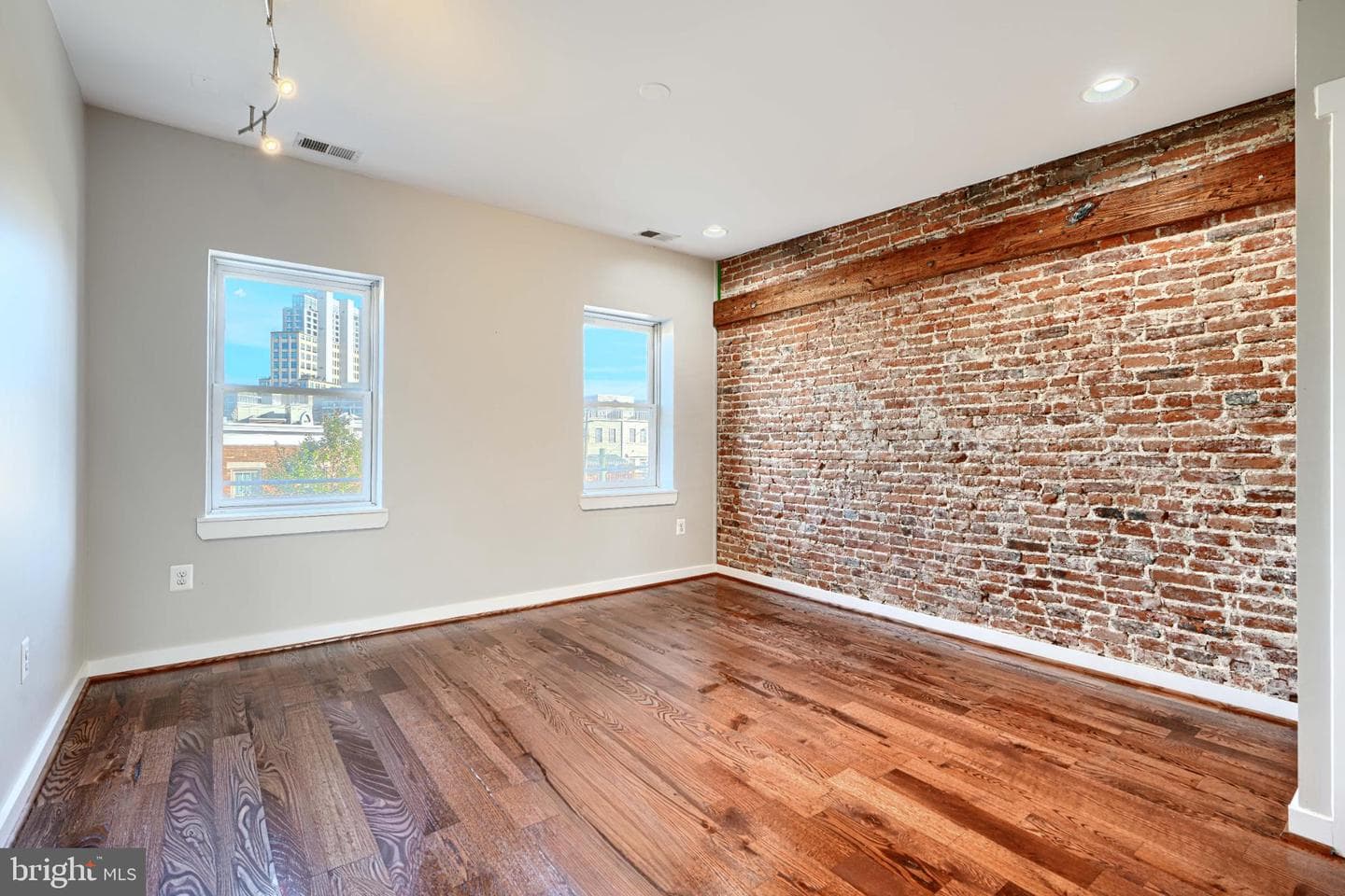 1246 Hull Street photo 26