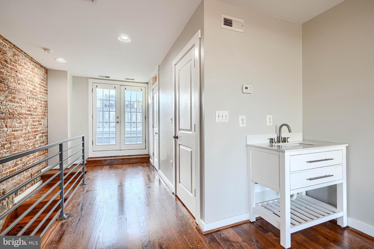 1246 Hull Street photo 28