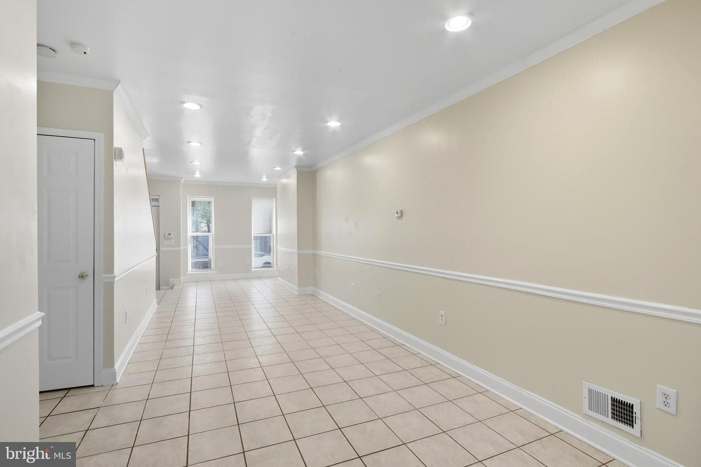 1314 James Street photo 6