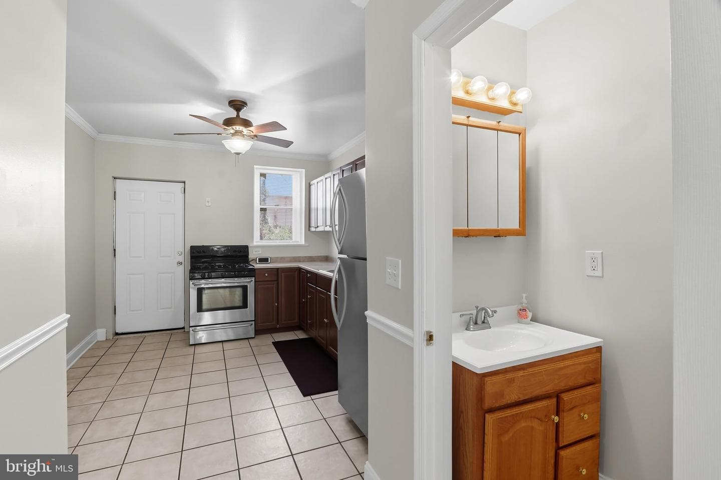 1314 James Street photo 8