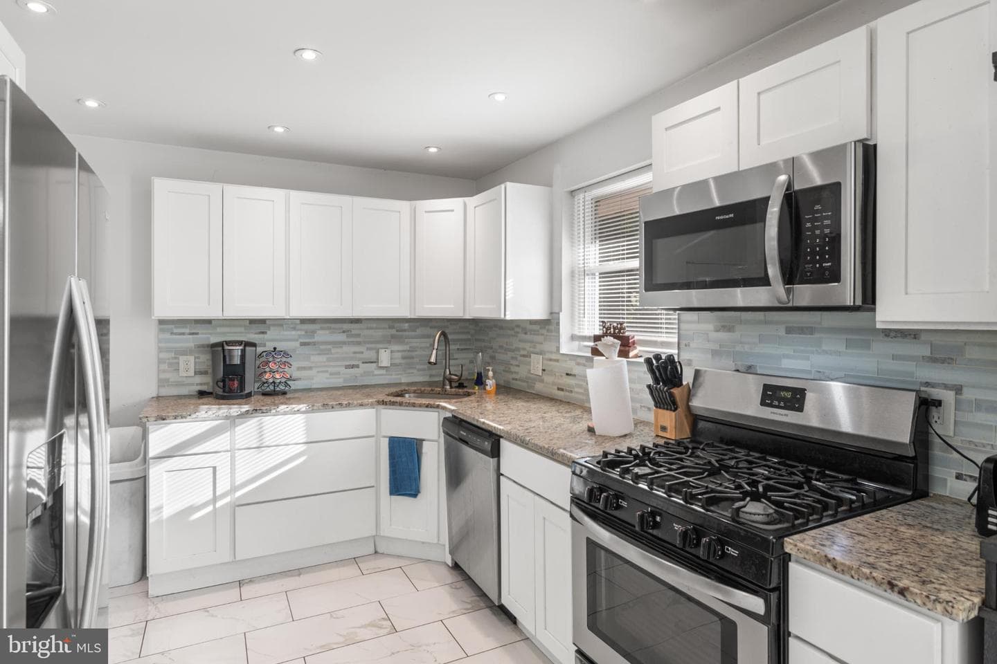 5219 W North Avenue photo 5