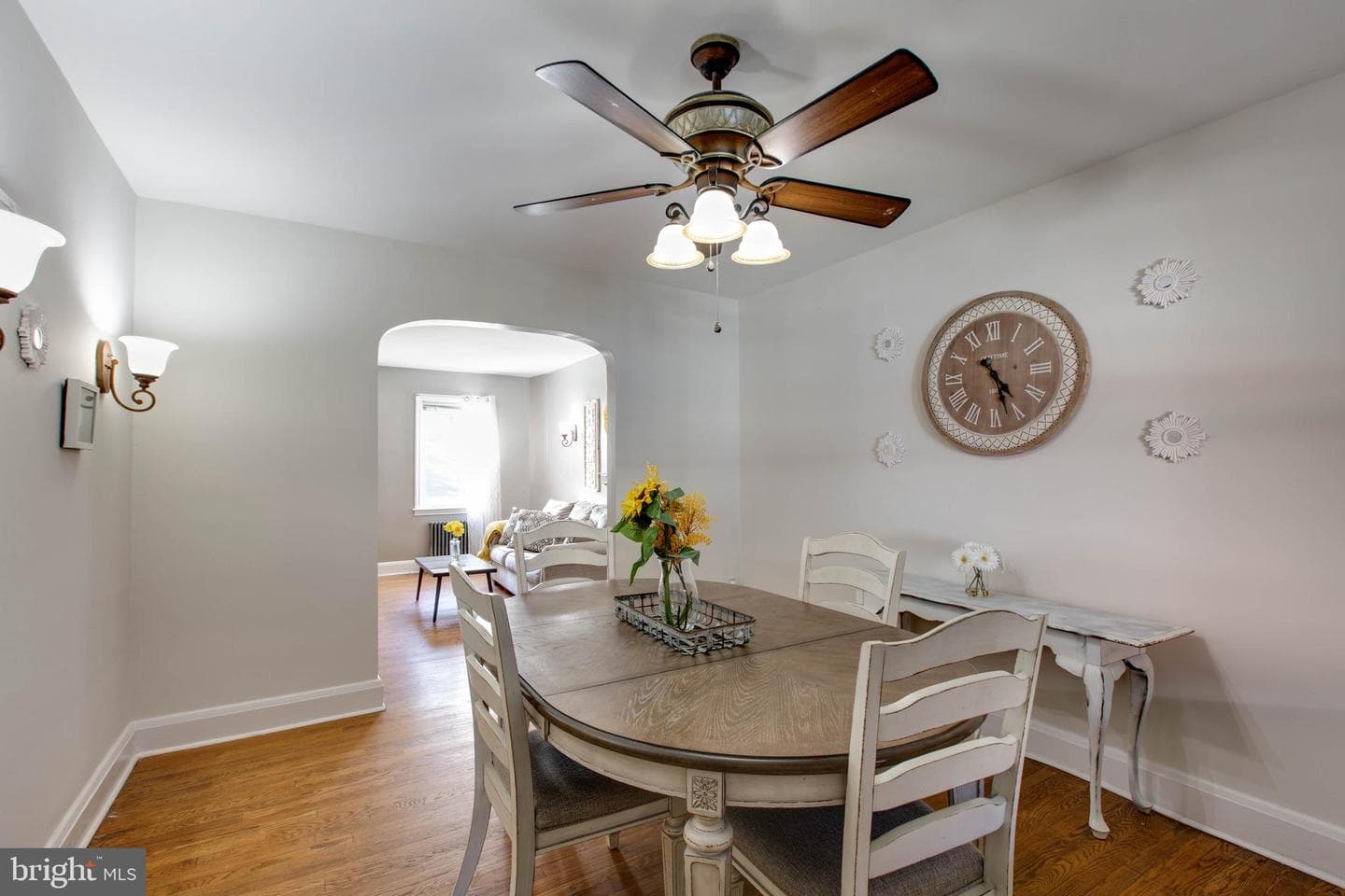 5506 Frederick Avenue photo 13