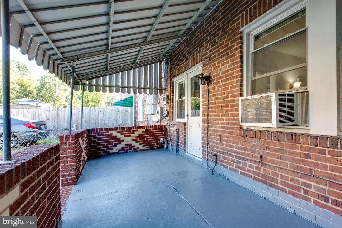 5506 Frederick Avenue photo 18
