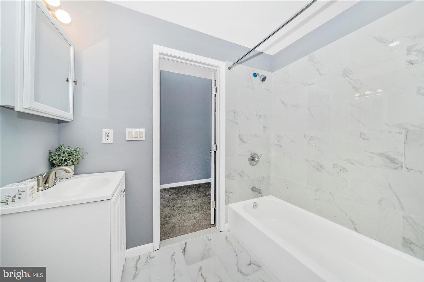 2224 W Fayette Street photo 13