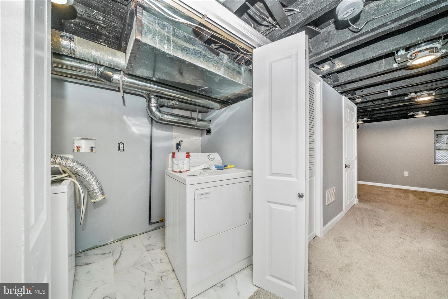 2224 W Fayette Street photo 32