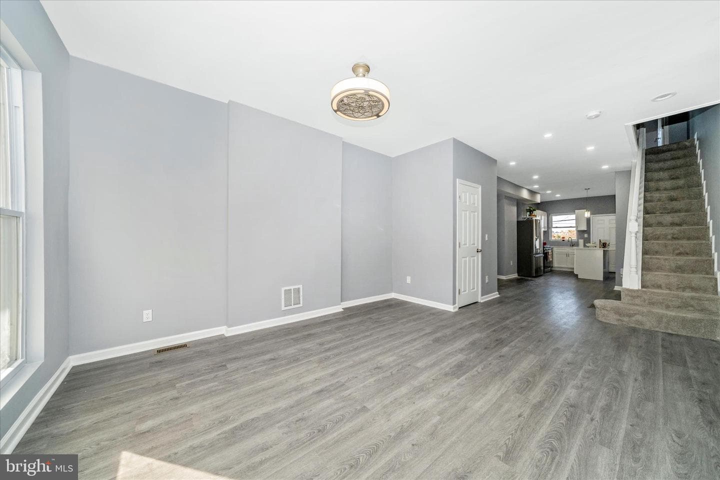 2224 W Fayette Street photo 41