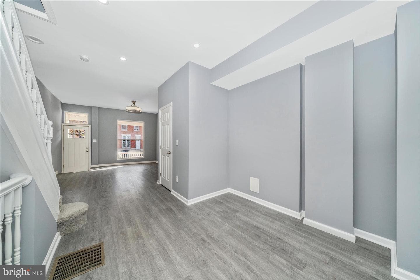2224 W Fayette Street photo 48