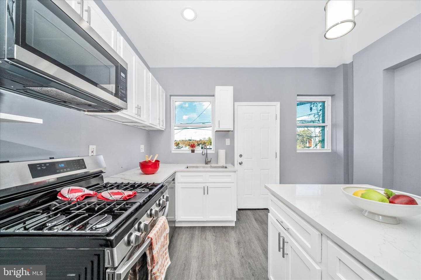 2224 W Fayette Street photo 52