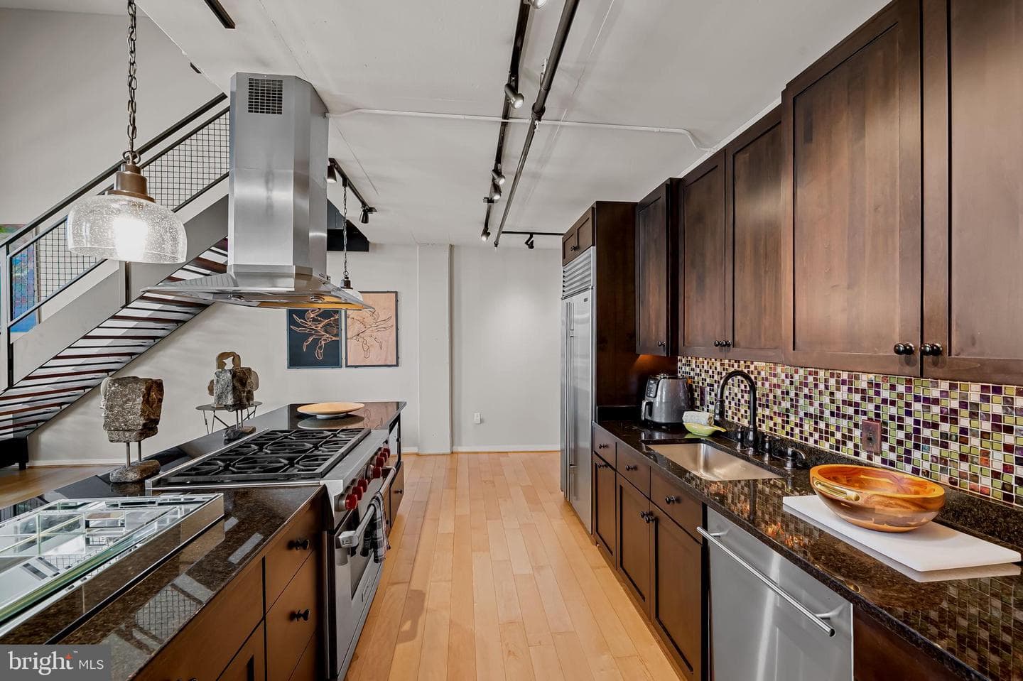 1220 Bank Street #407 photo 20