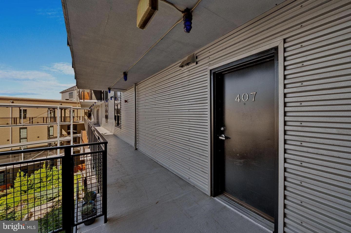 1220 Bank Street #407 photo 3