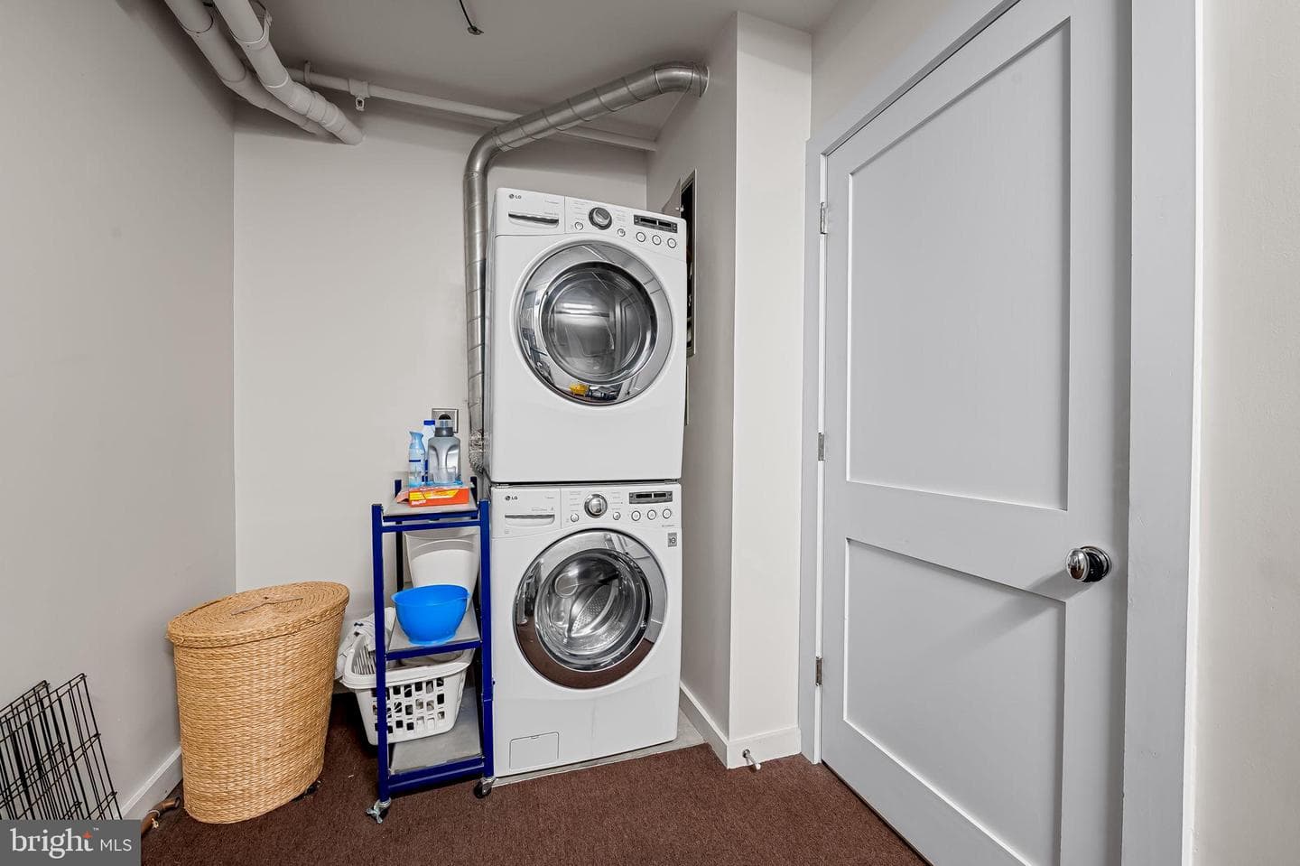 1220 Bank Street #407 photo 42