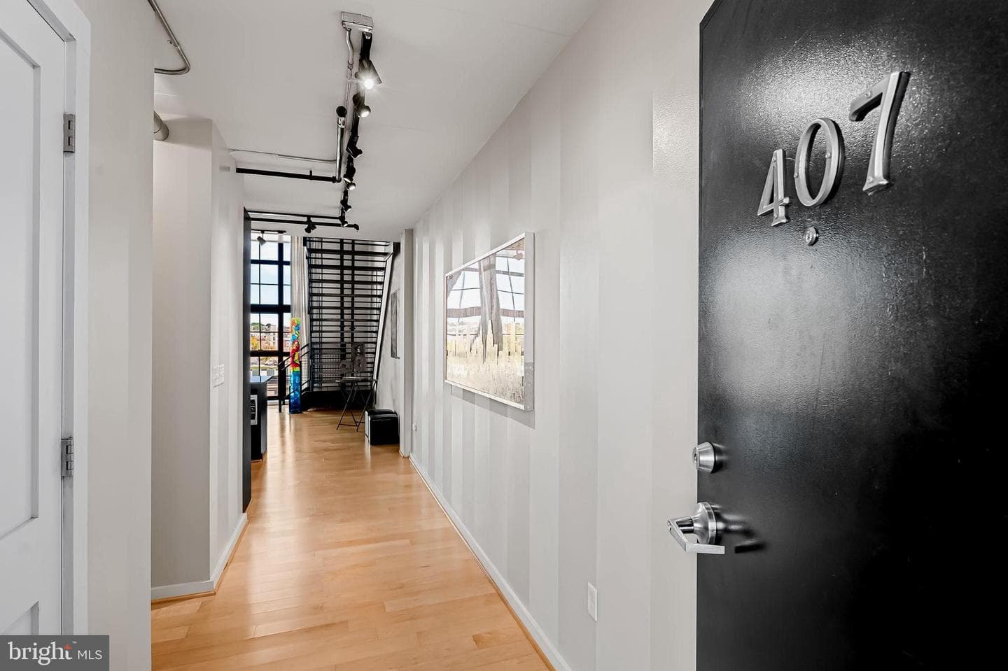 1220 Bank Street #407 photo 5