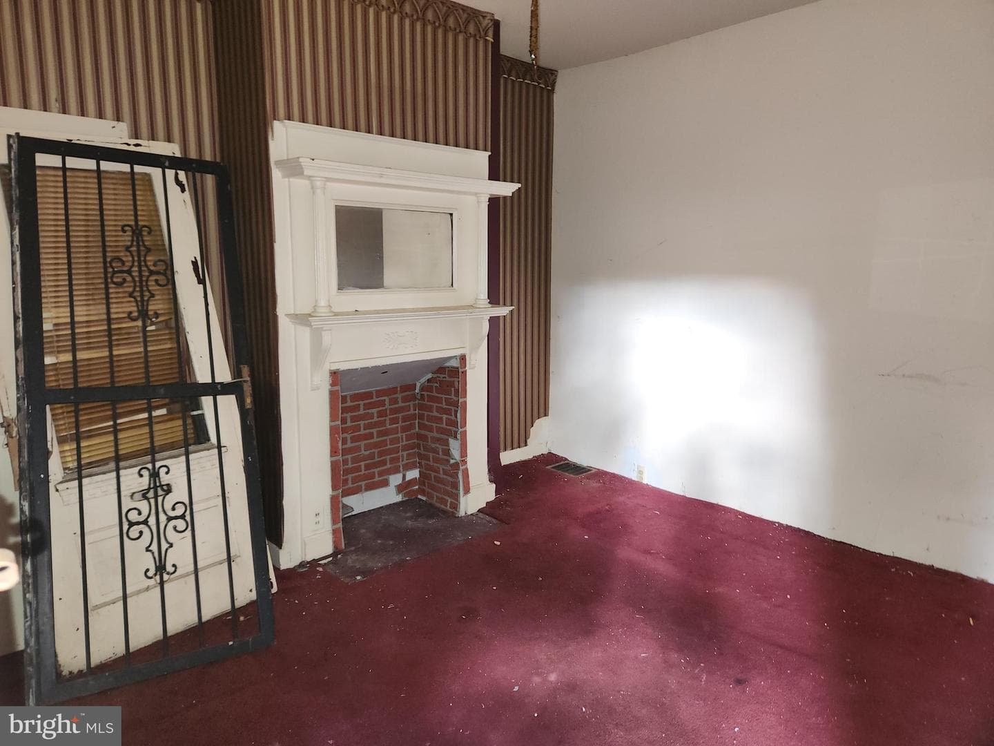 3113 Barclay Street photo 2