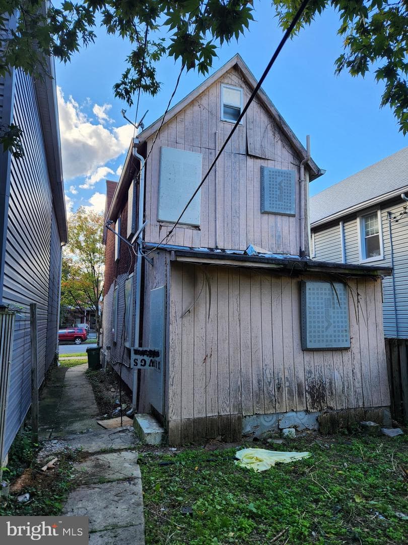 3113 Barclay Street photo 20