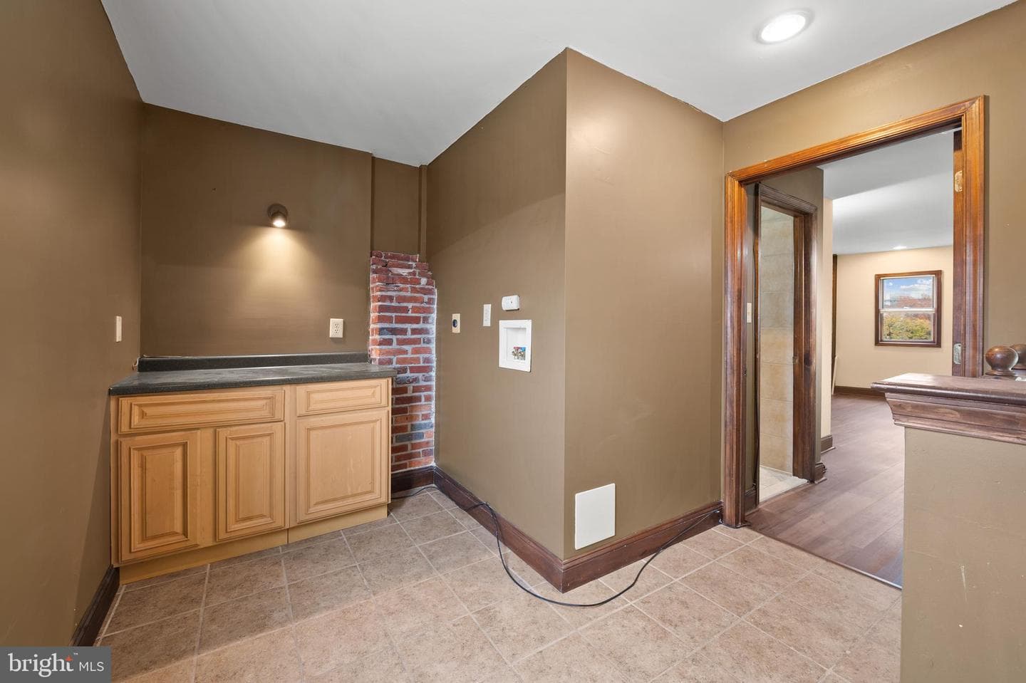 901 W Barre Street photo 28
