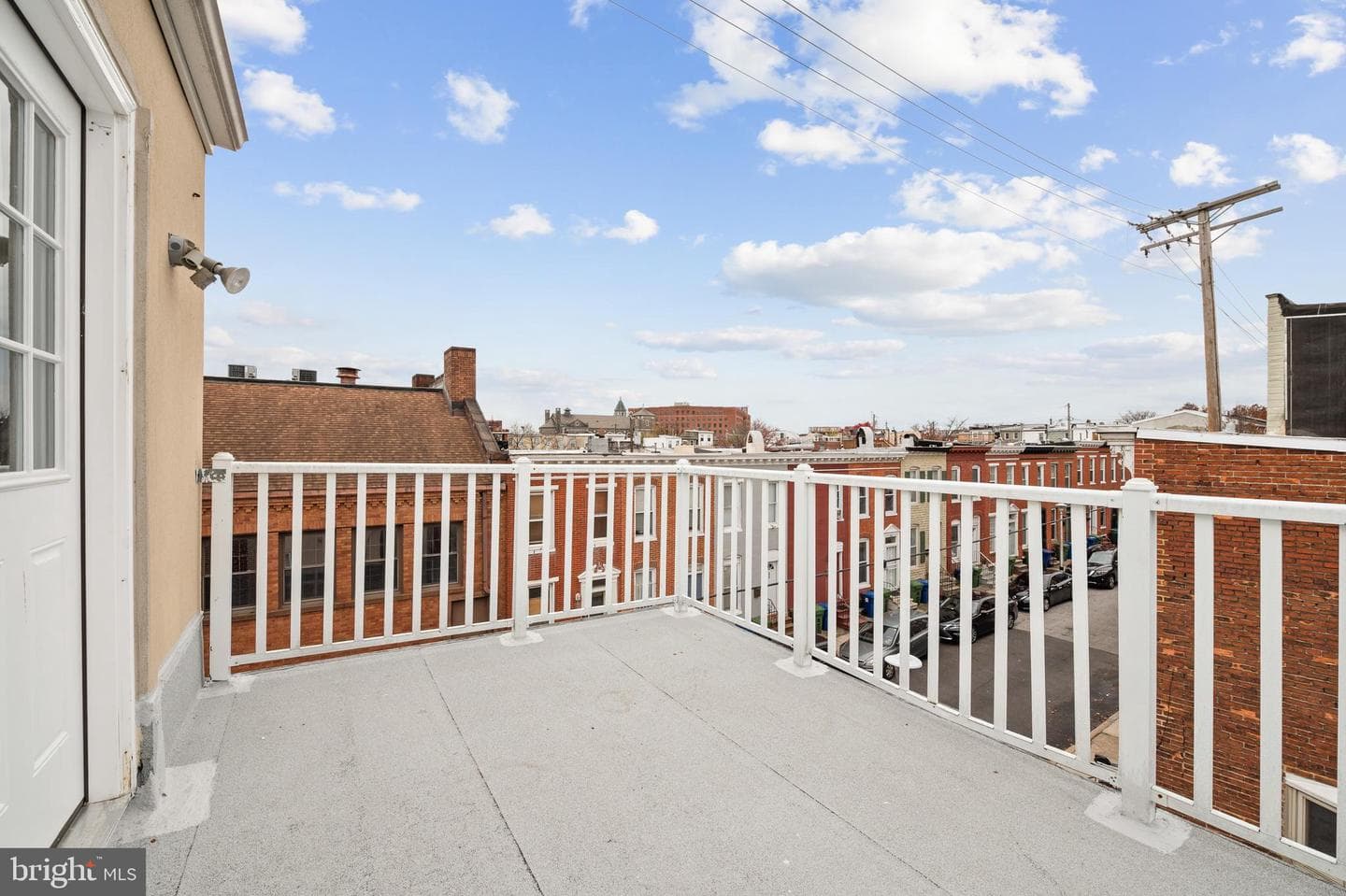 901 W Barre Street photo 34