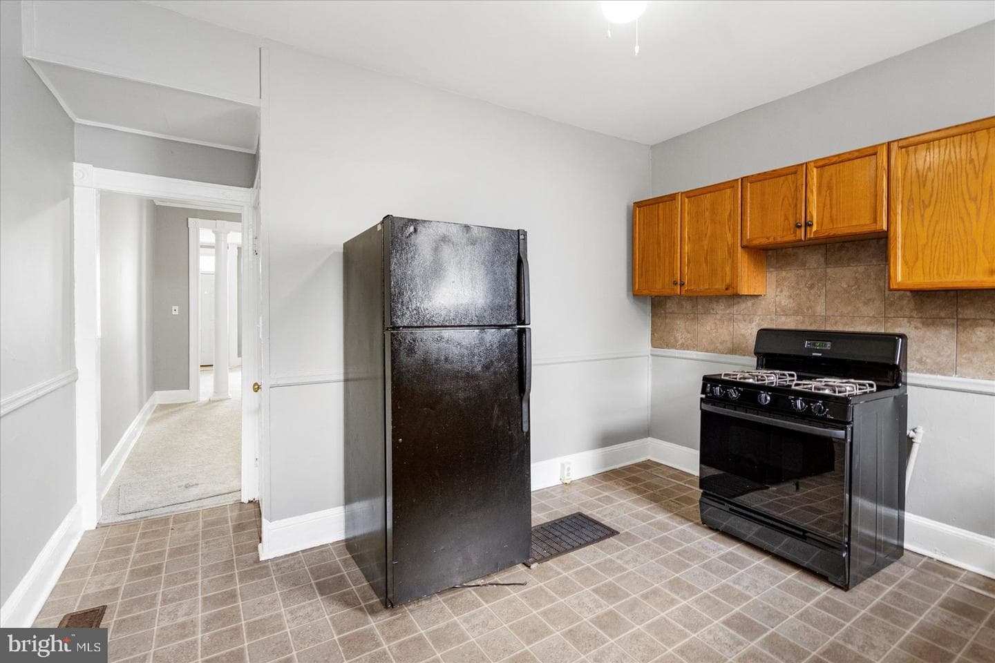 2946 Arunah Avenue photo 10