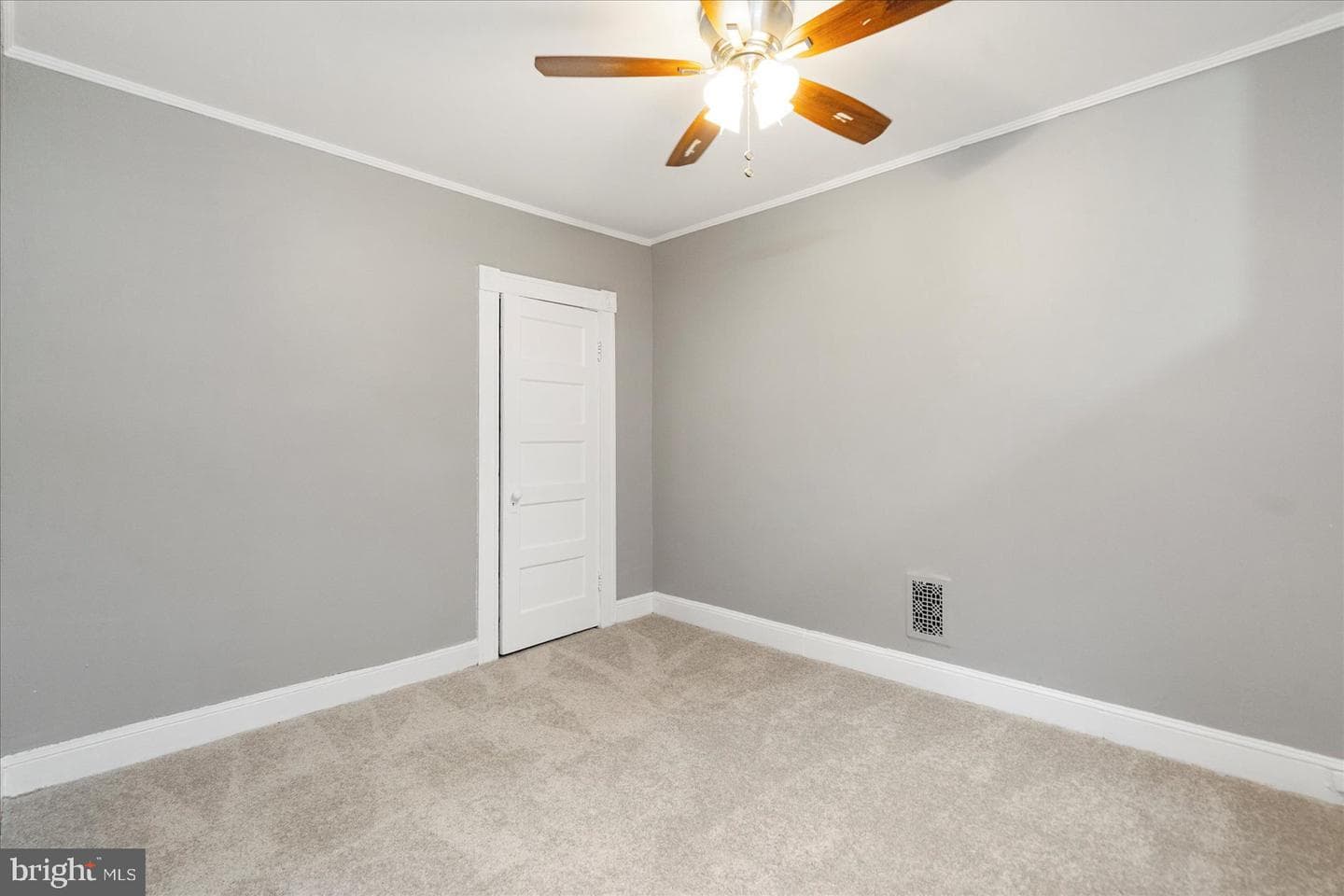 2946 Arunah Avenue photo 22