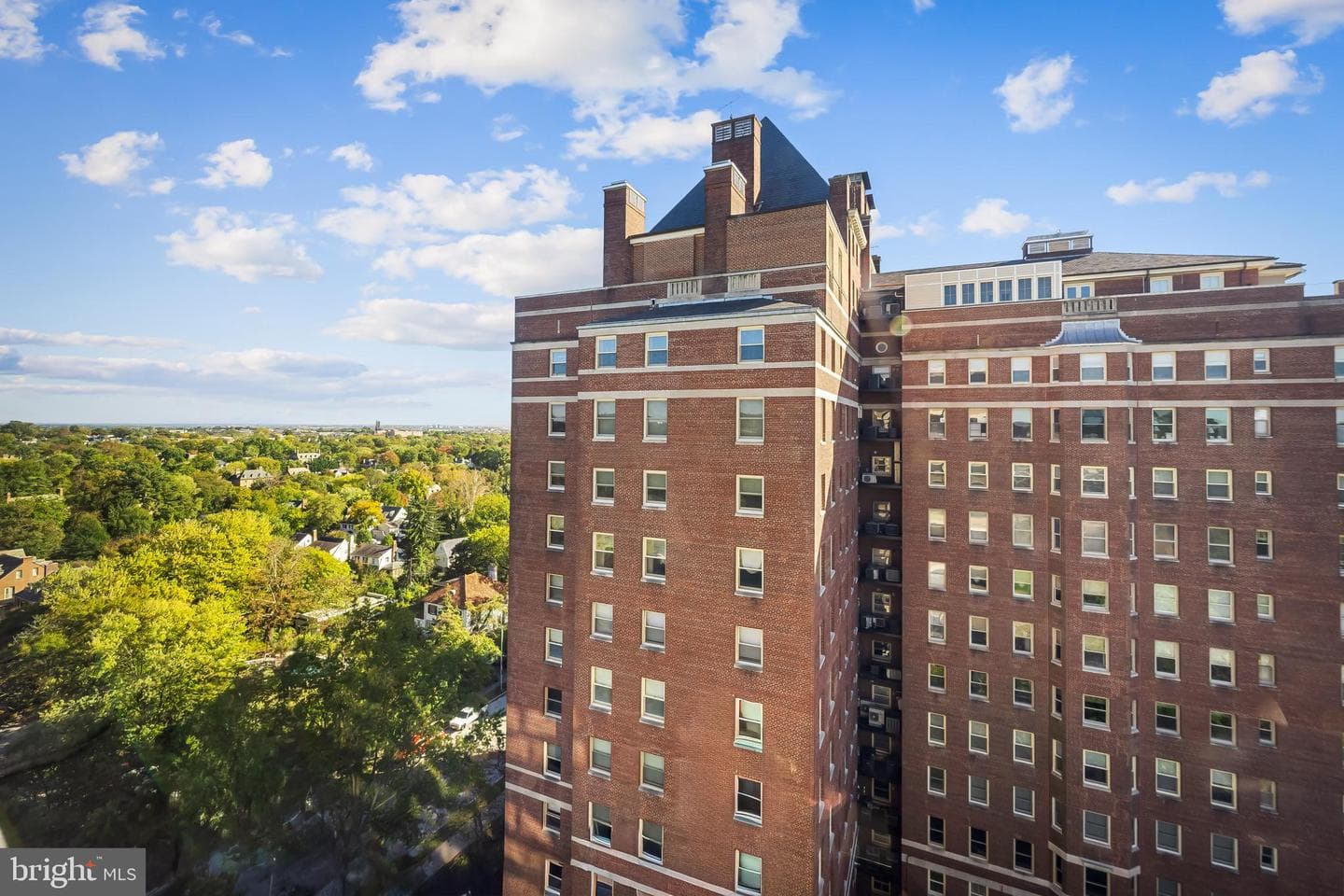 4000 N Charles Street #1414 photo 19