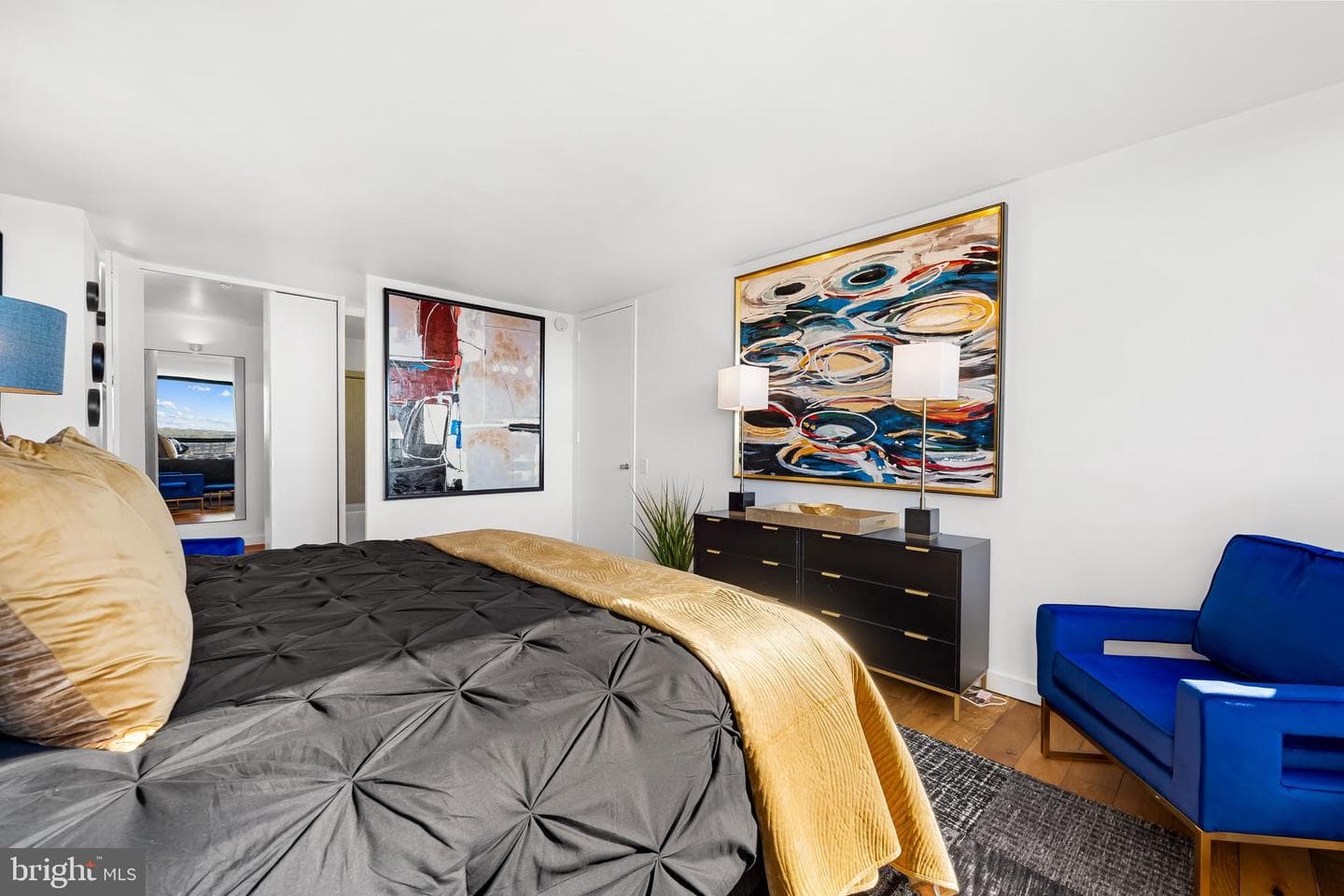 4000 N Charles Street #1414 photo 27