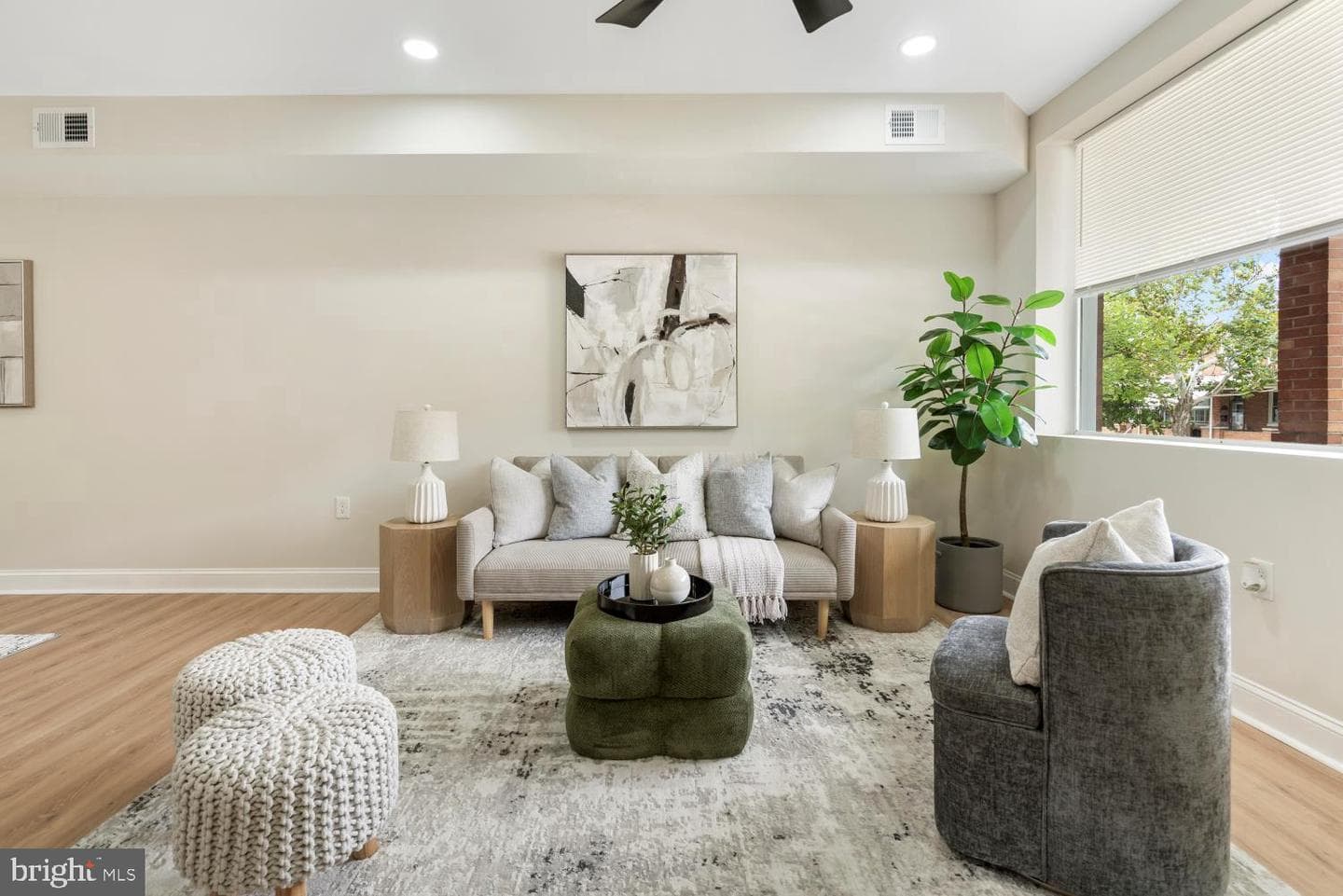 425 Elrino Street photo 11