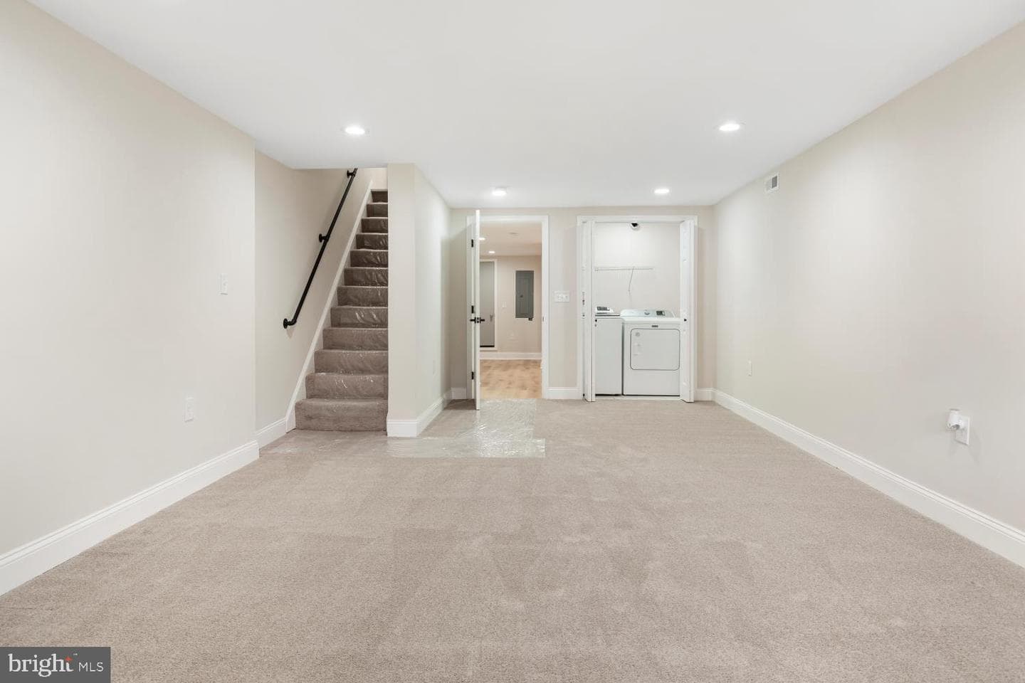 425 Elrino Street photo 31