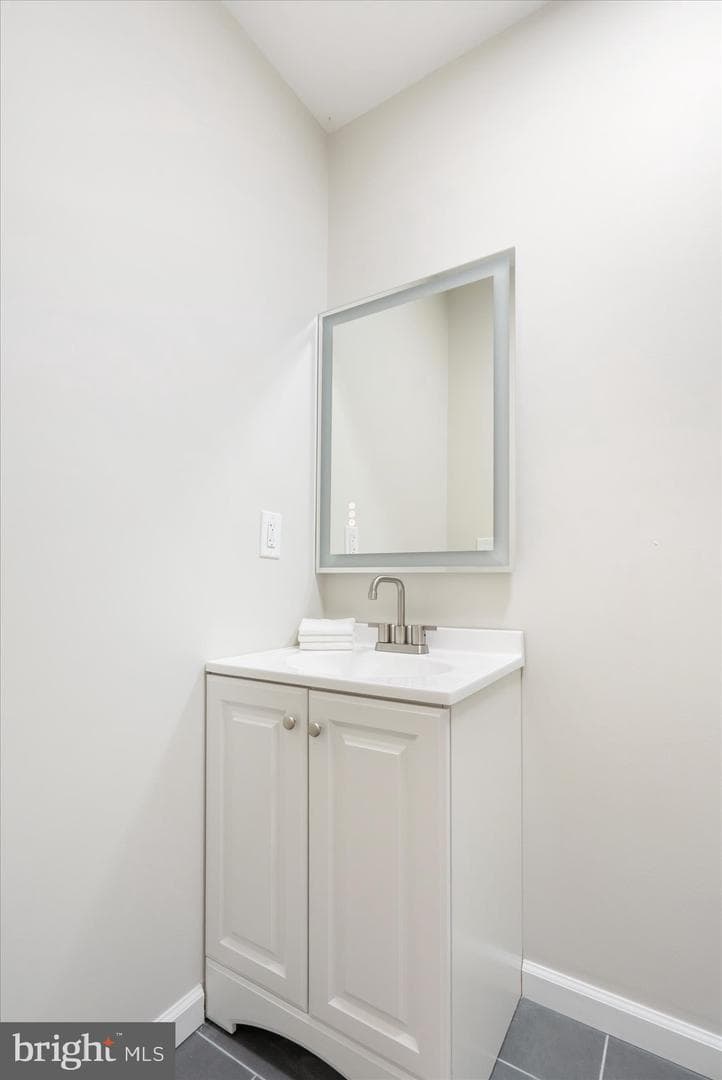 5218 Cuthbert Avenue photo 36