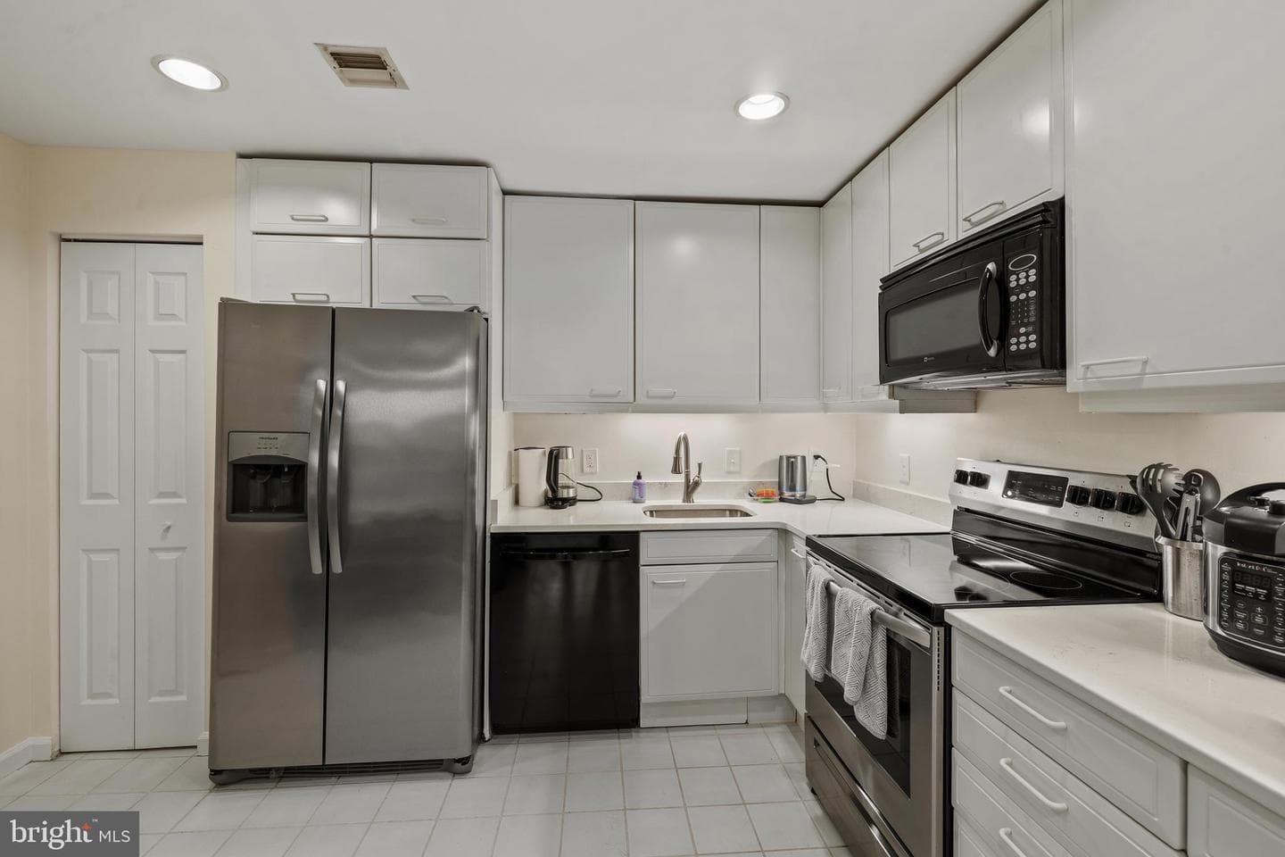 3801 Canterbury Road #708 photo 14