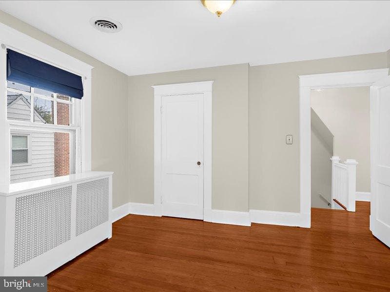 307 E Lake Avenue photo 32