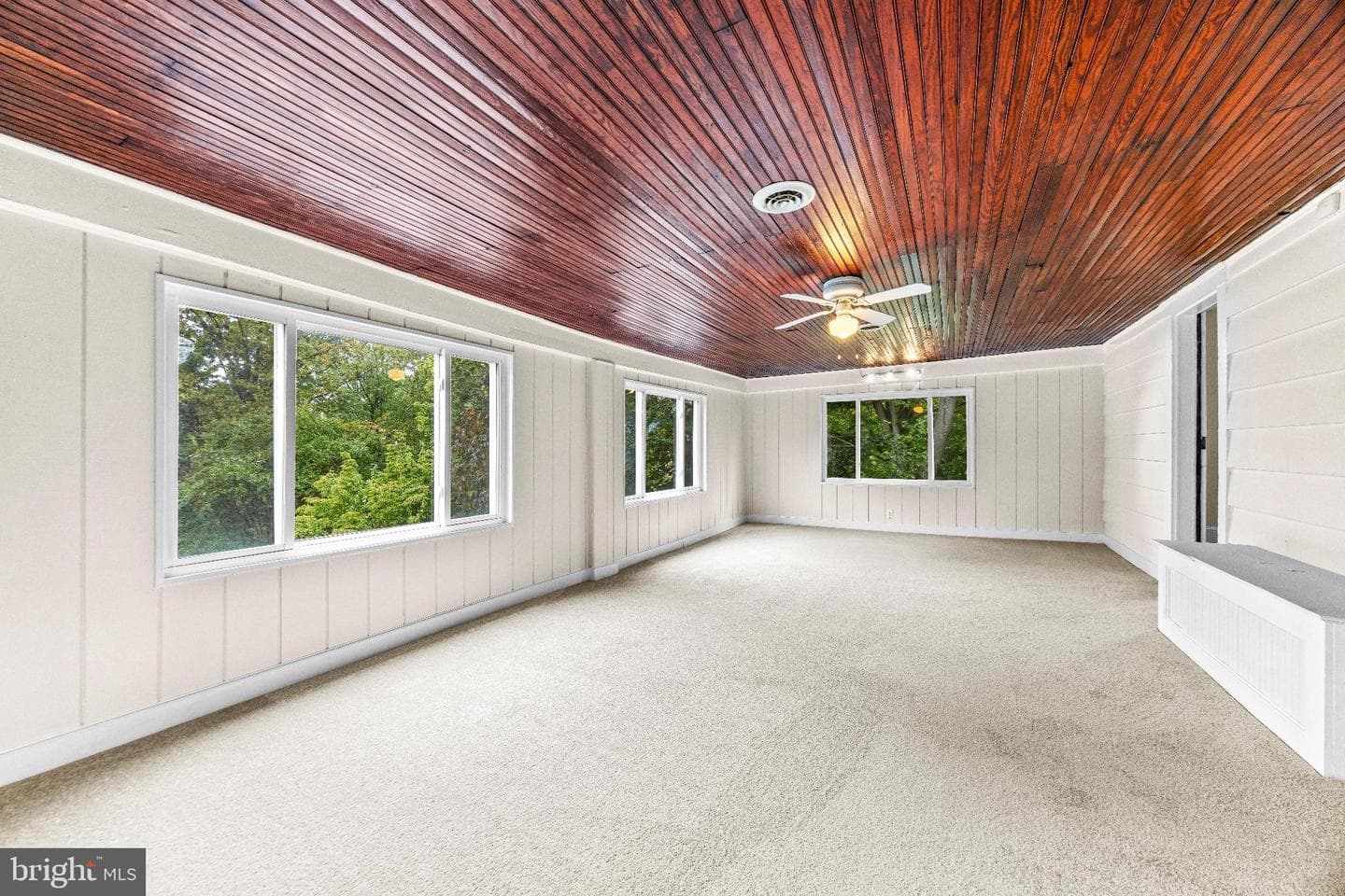 307 E Lake Avenue photo 34