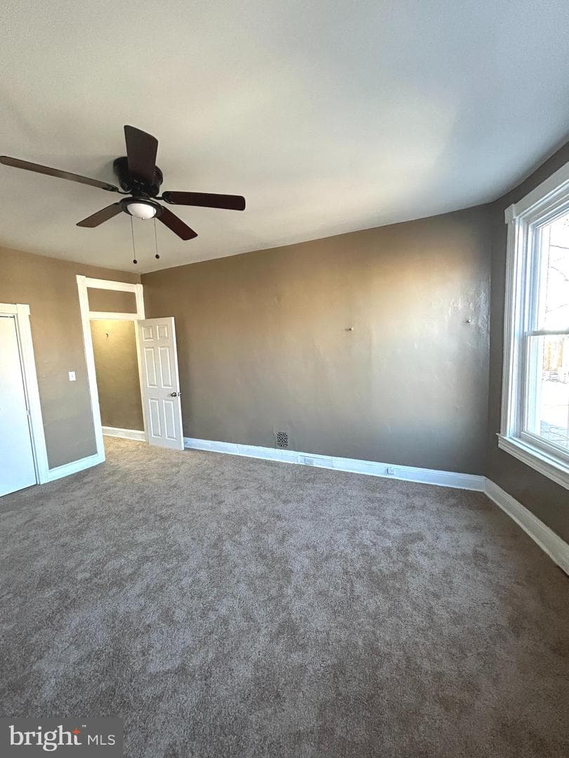 1819 N Mount Street photo 9