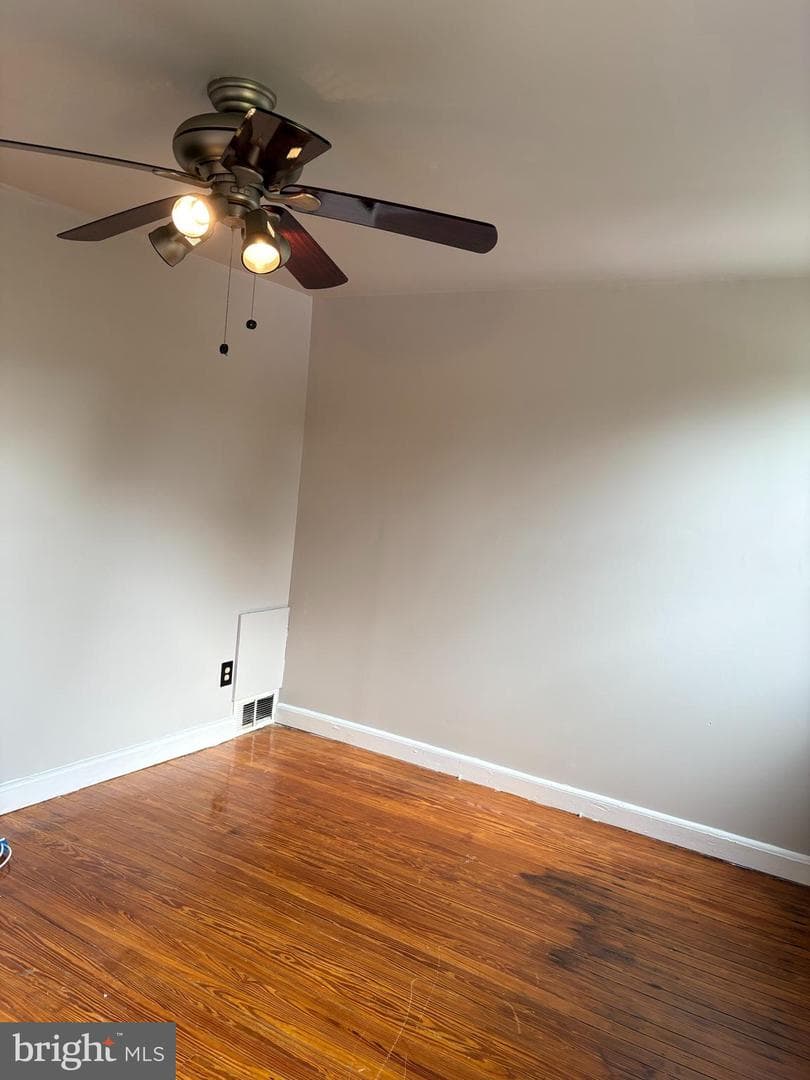 2647 Rayner Avenue photo 11