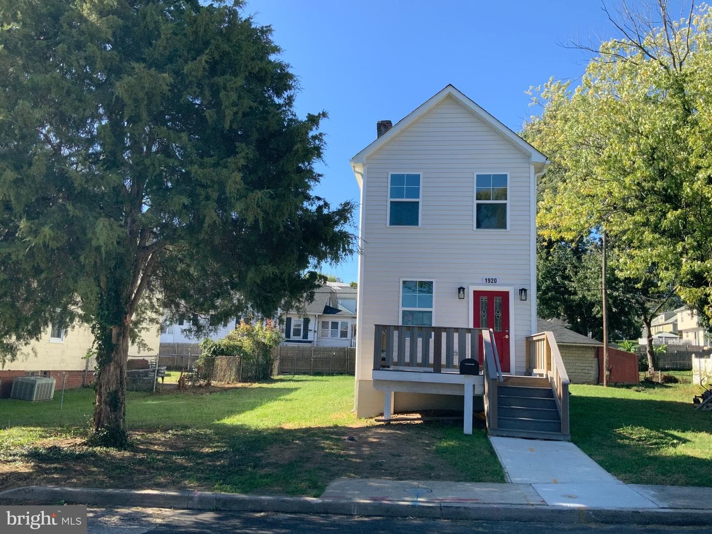 1920 Casadel Avenue photo 2