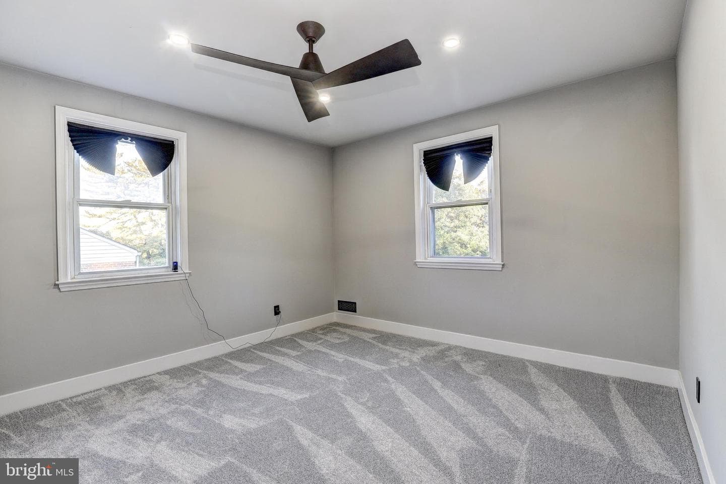 3929 Duvall Avenue photo 22