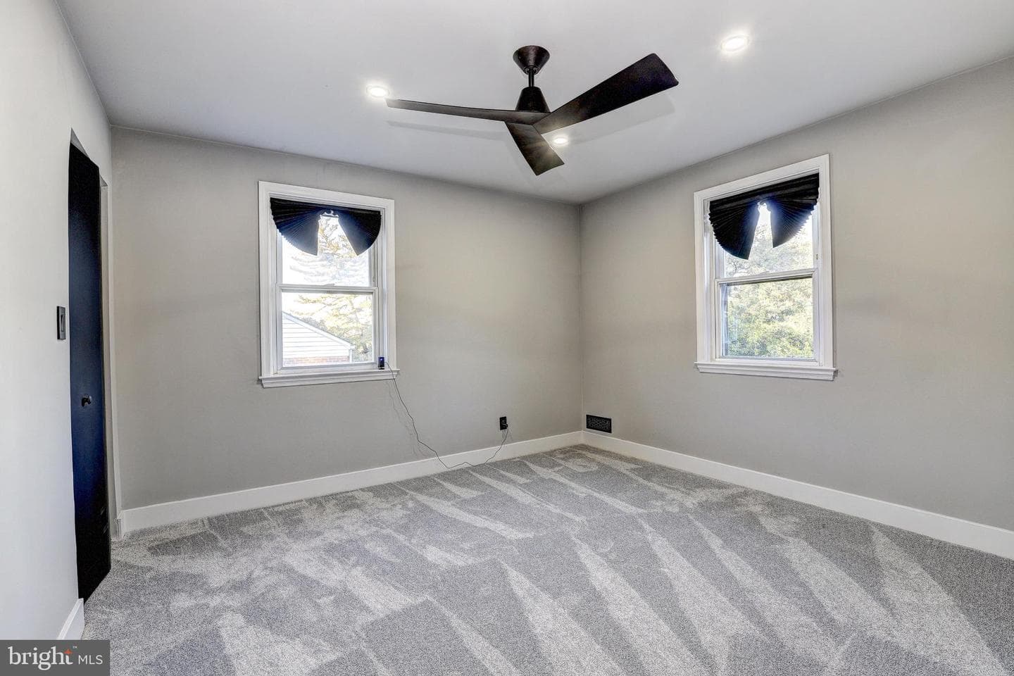 3929 Duvall Avenue photo 23