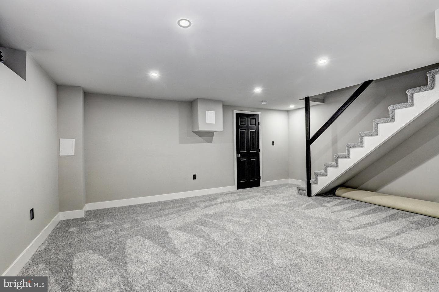 3929 Duvall Avenue photo 35
