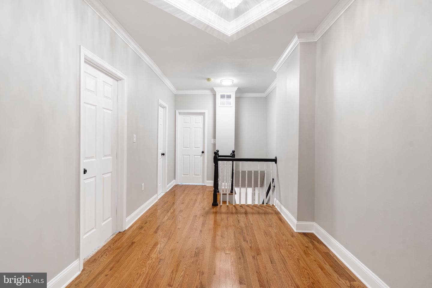 200 W 29th Street W photo 25