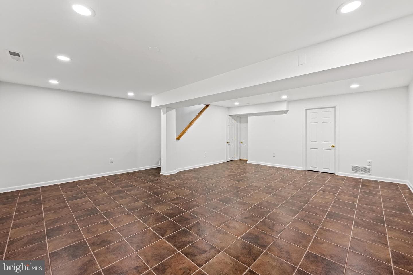 254 Waxter Way photo 38