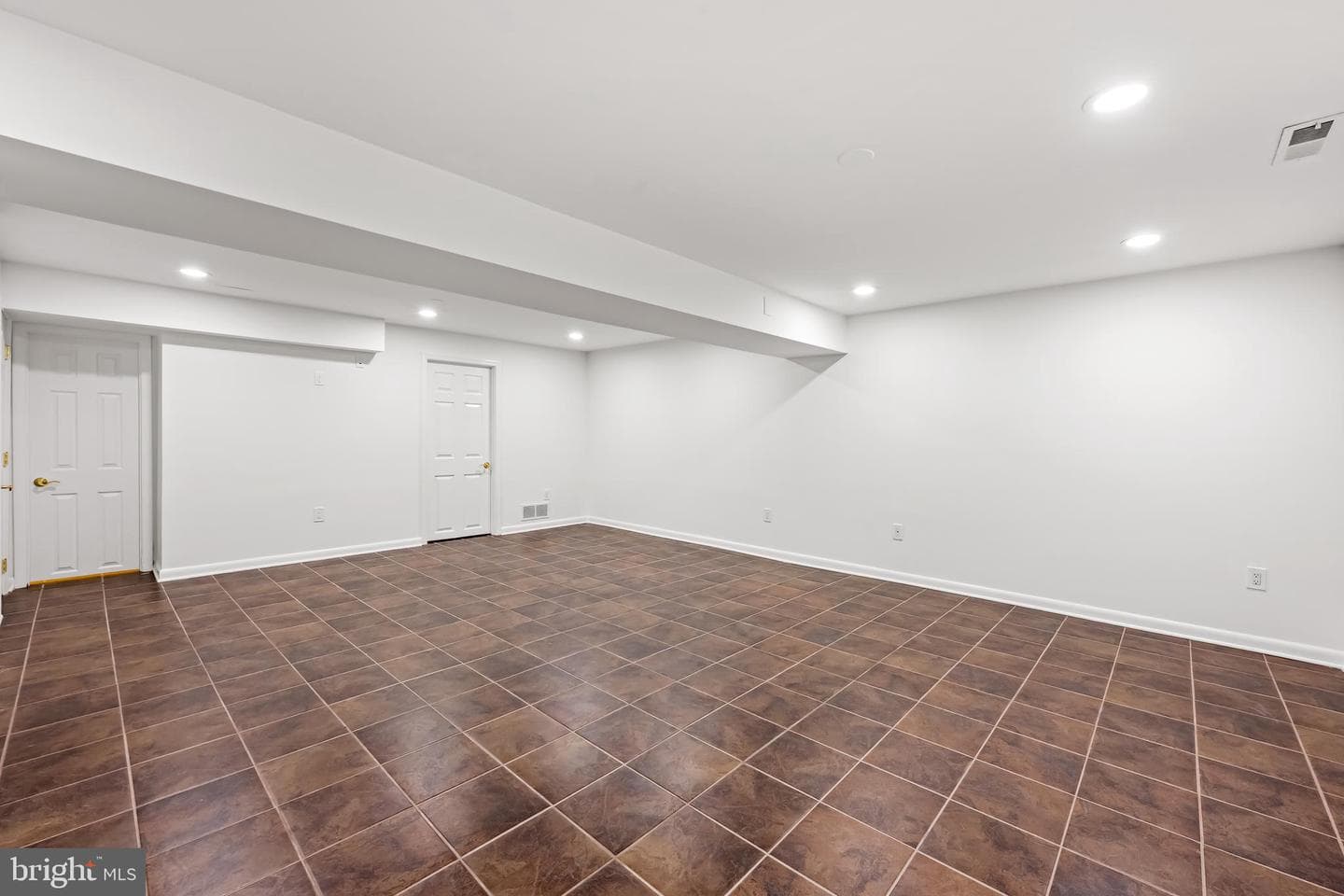 254 Waxter Way photo 39
